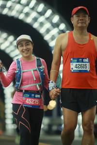 BIB: 45275, 42615
                            <button type="button" onclick="openModal(21213823)" class="btn btn-primary btn-sm float-right btn-popup" data-toggle="modal" data-target=".modal-high-quality">
                        <i class="fas fa-shopping-cart"></i> Add to Cart
                    </button>
                                            <button type="button" onclick="isThisMe(21213823, true)" class="btn btn-success btn-sm float-right btn-popup btn-isme hidden" data-toggle="tooltip" data-placement="bottom" title="นี่คือรูปของคุณใช่ไหม คลิกที่นี่เพื่อเอาเข้าอัลบั้ม">
                        <i class="fas fa-plus"></i> Add to album
                    </button>
                    <button type="button" onclick="isThisMe(21213823, false)" class="btn btn-warning btn-sm float-right btn-popup btn-isnotme hidden">
                        <i class="fas fa-ban"></i> Remove from album
                    </button>